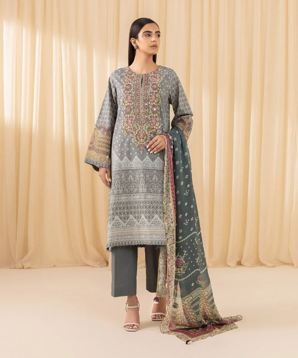 3 Piece -  Embroidered Cotton Viscose Suit