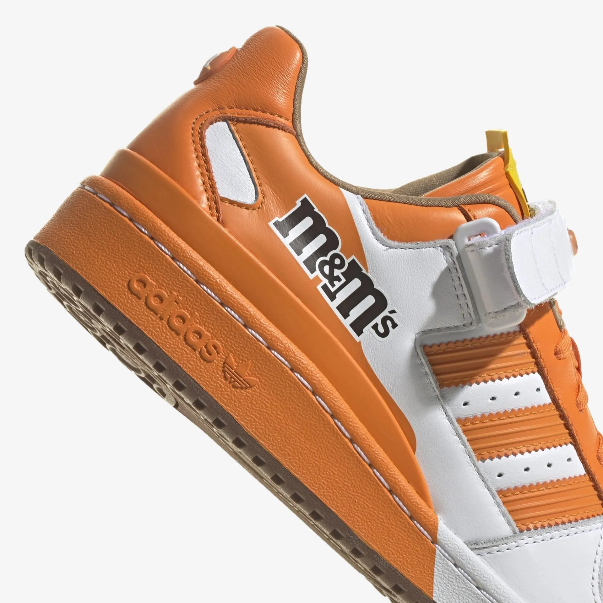 Adidas Originals | M&M'S BRAND FORUM LOW 84 { ORANGE / CLOUD WHITE