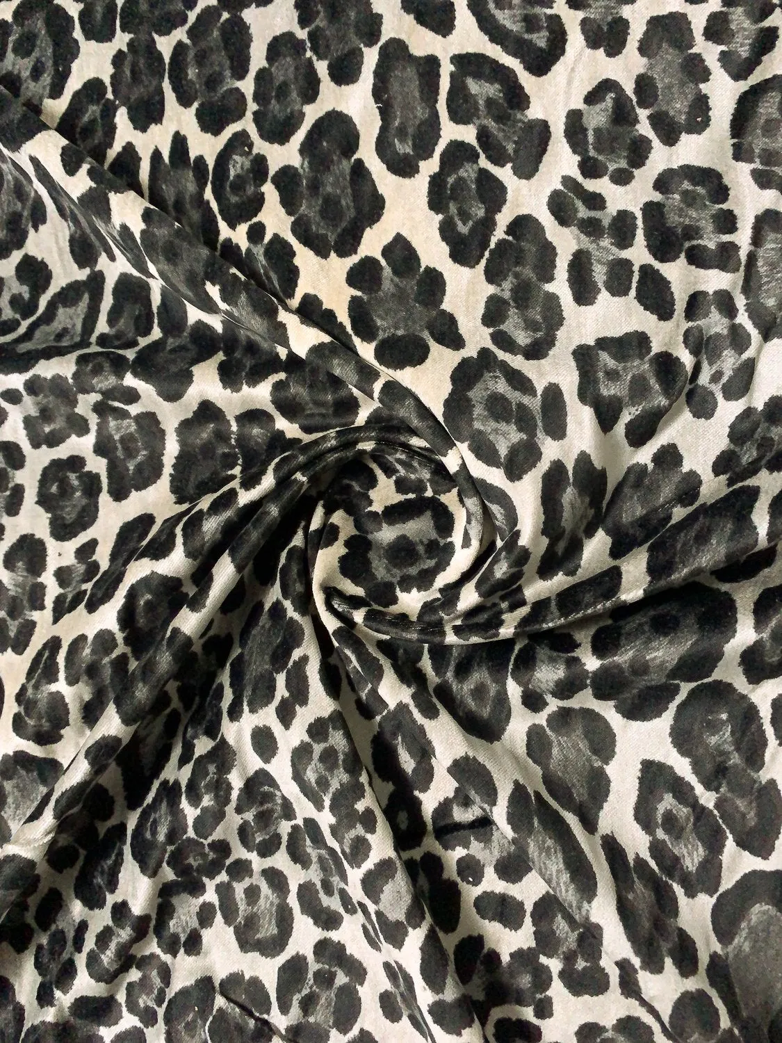 Animal Pattern Printed Cotton Velvet - Grey / Black