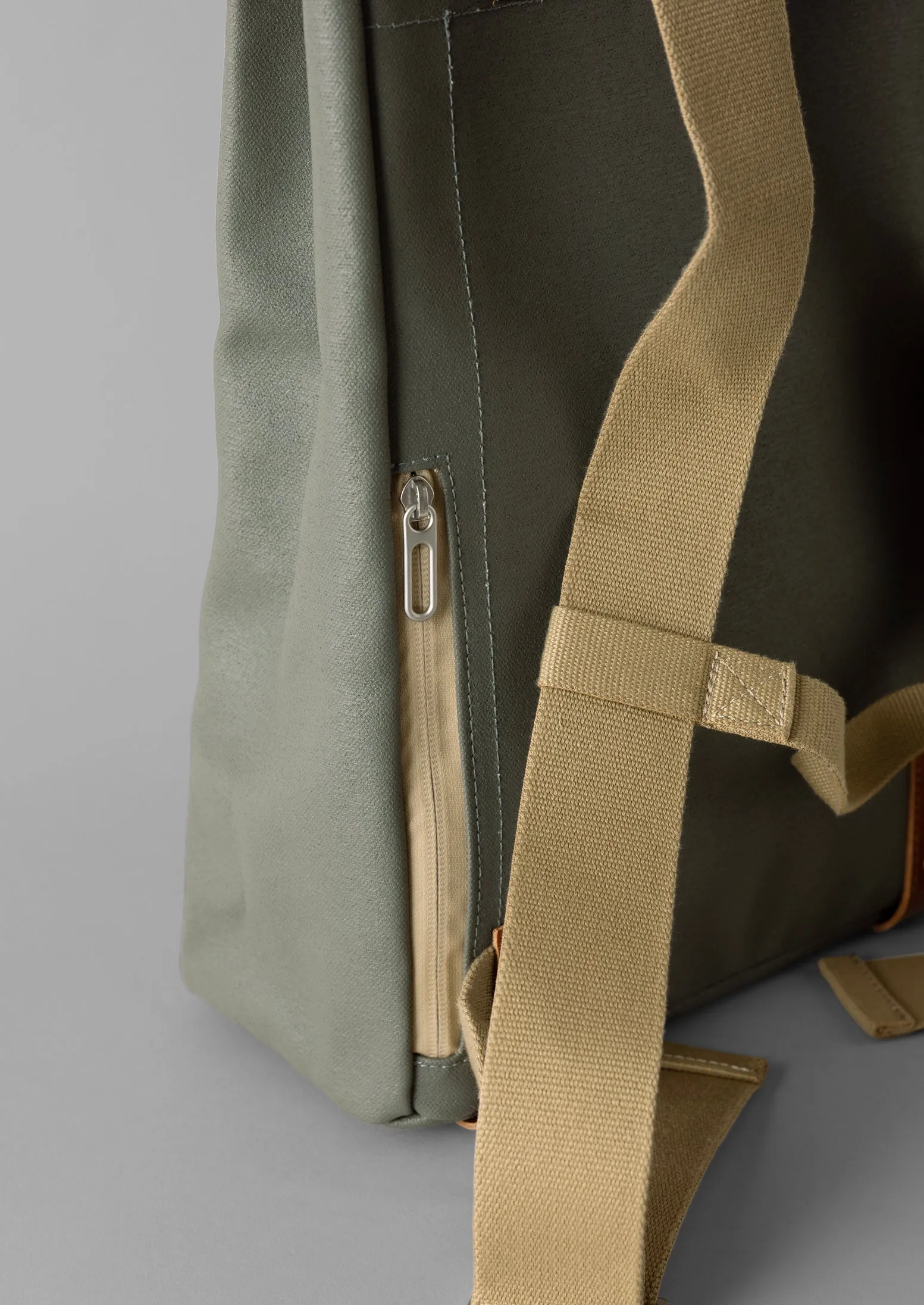 Brooks England Pickwick Canvas Backpack | Sage